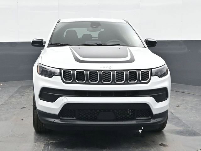 Used 2025 Jeep Compass Sport w/ Mopar Graphics Package AWD/4WD image 7