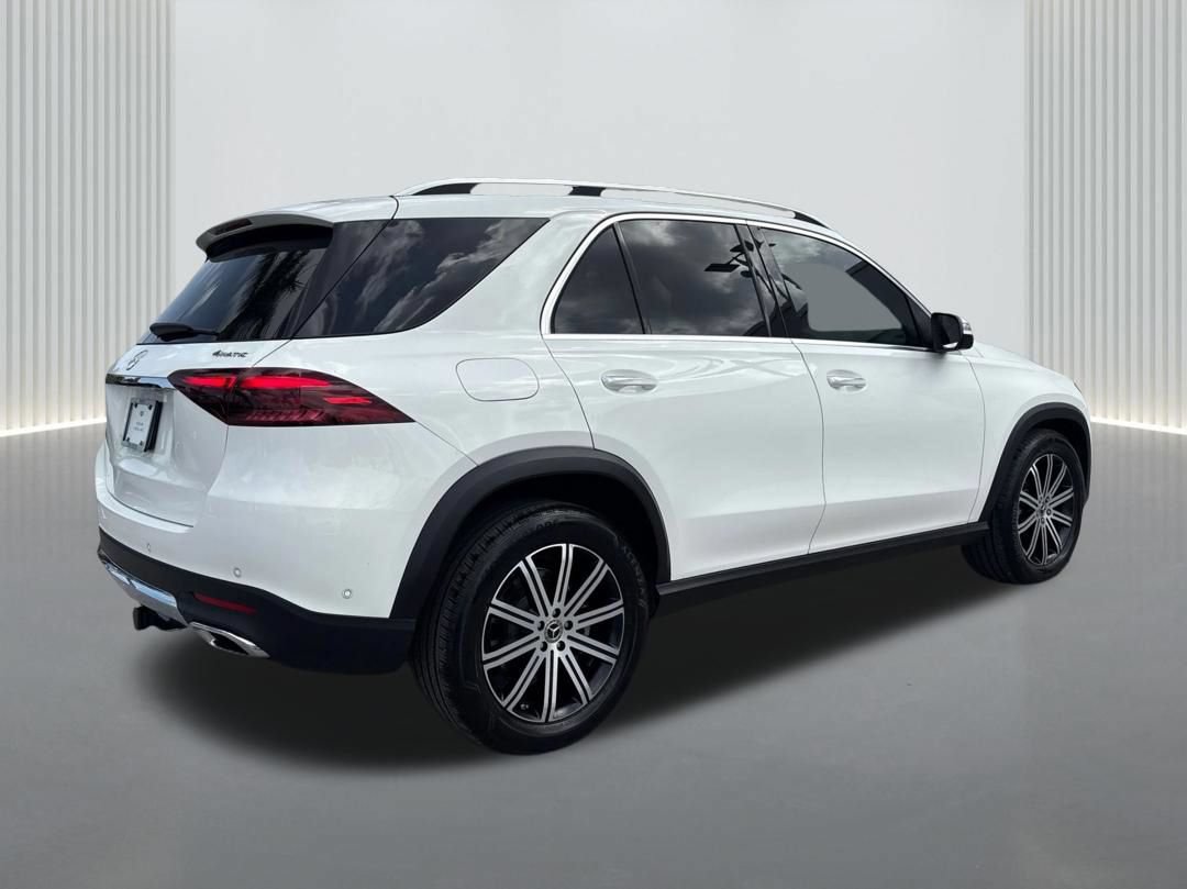 Used 2025 Mercedes-Benz GLE 450e 4MATIC image 5