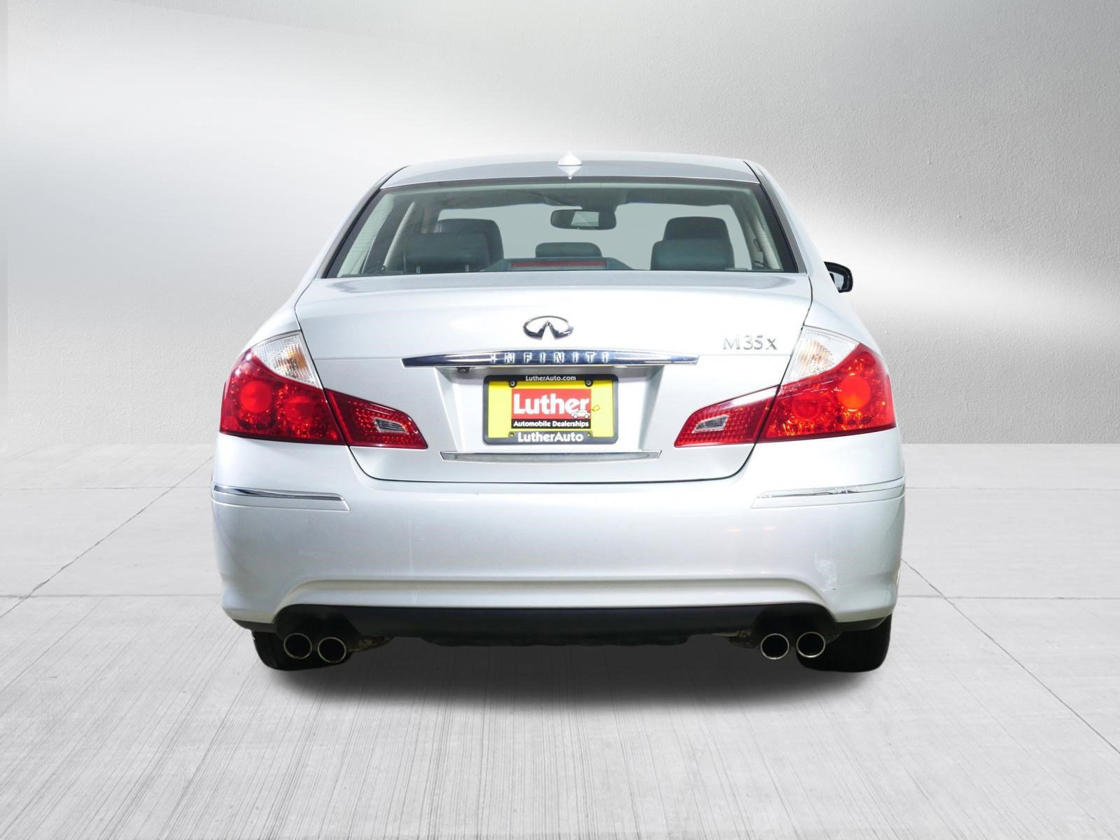 Used 2009 INFINITI M35 x w/ Technology Pkg image 6