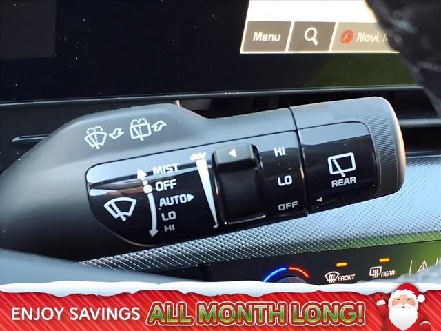 Used 2025 Kia Sportage SX image 34