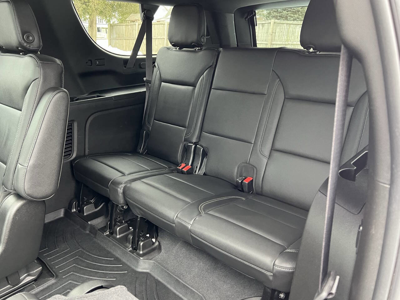 Used 2021 Chevrolet Suburban Z71 w/ Z71 Signature Package image 25