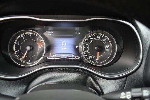 Used 2023 Jeep Cherokee Altitude Lux AWD/4WD image 31