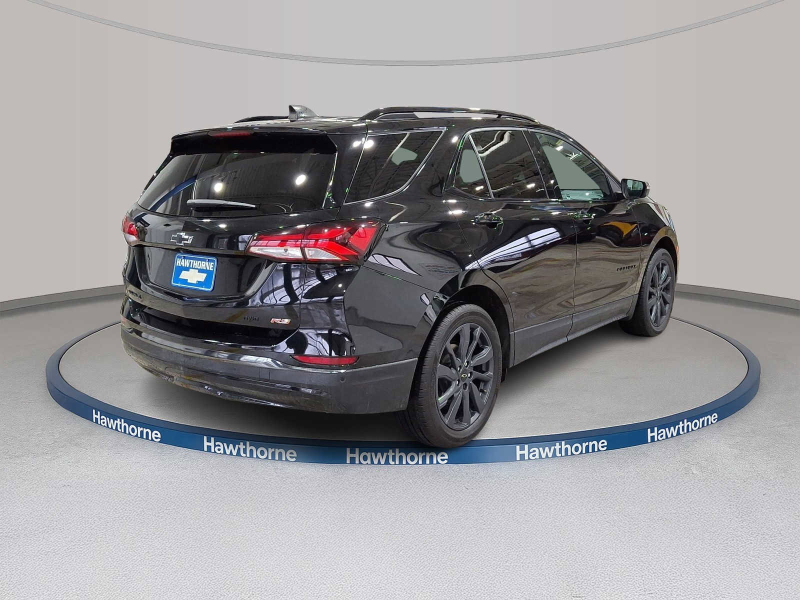 Used 2022 Chevrolet Equinox RS w/ RS Leather Package image 6