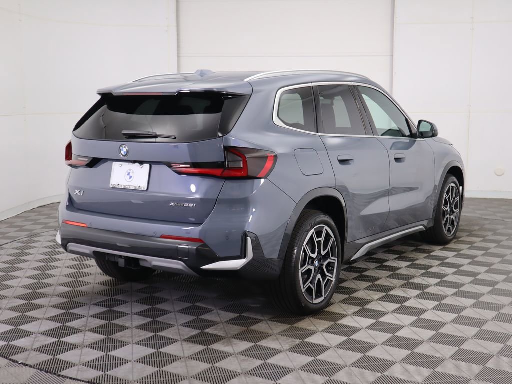 Certified 2025 BMW X1 xDrive28i w/ Technology Package image 6
