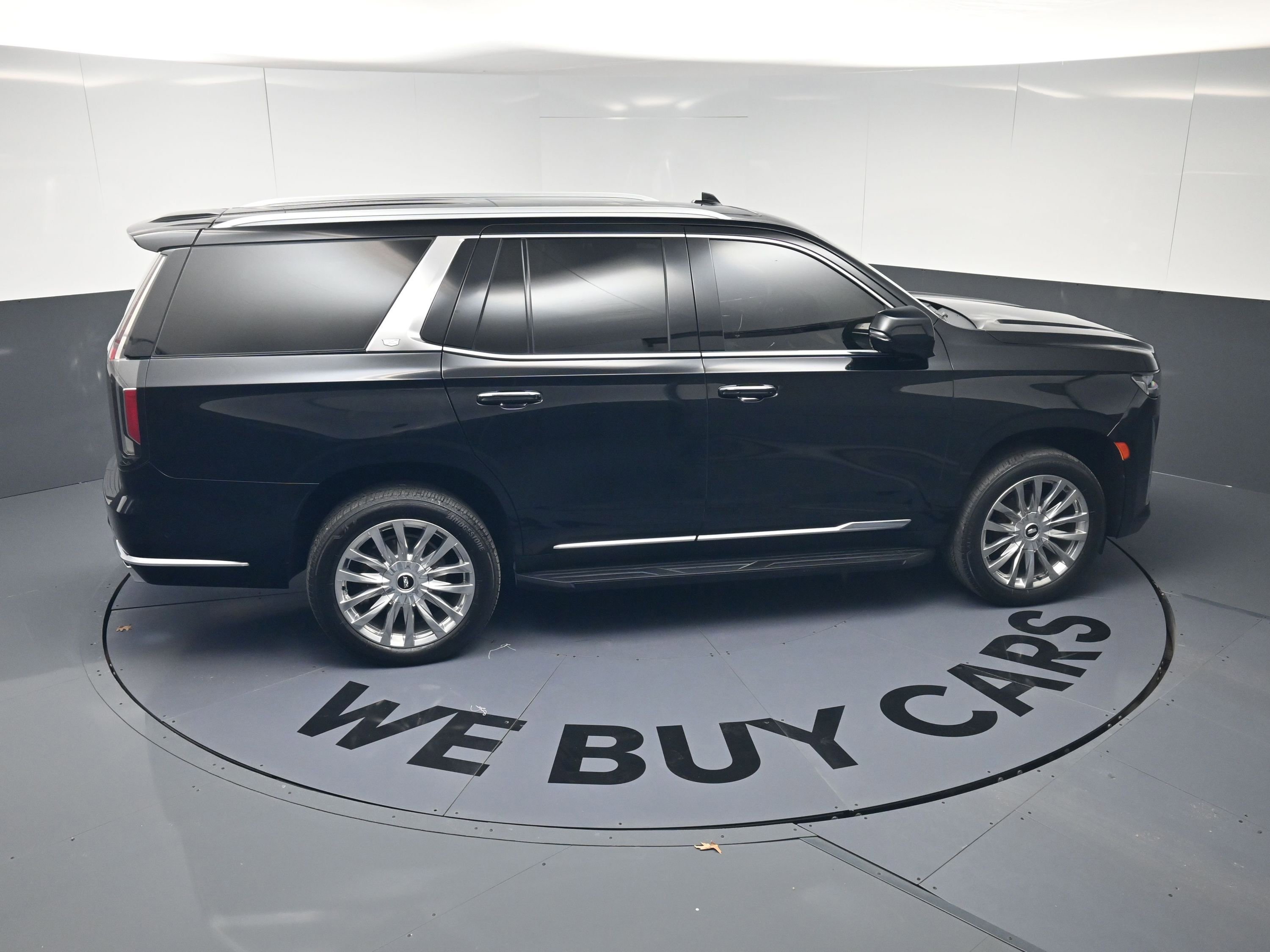 Used 2021 Cadillac Escalade Premium Luxury image 34