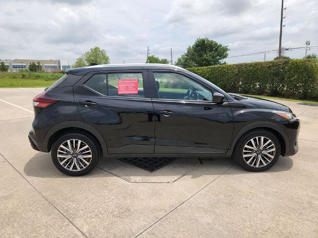 Certified 2023 Nissan Kicks SV FWD image 4