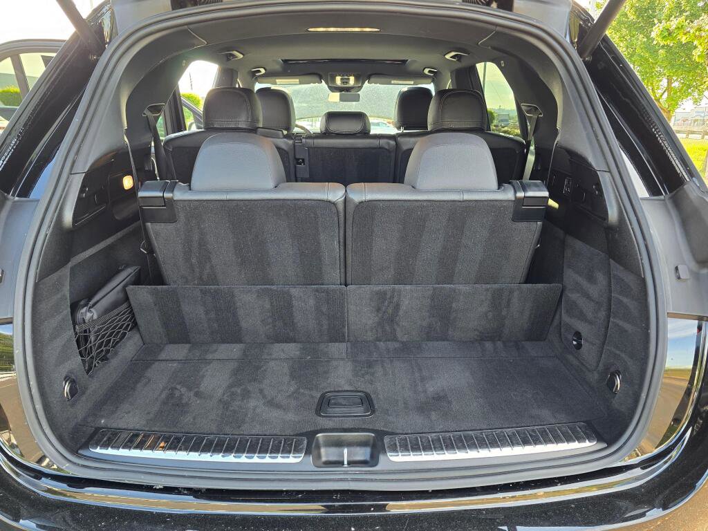 Used 2024 Mercedes-Benz GLE 350 4MATIC w/ 3rd Row Seat Package image 11