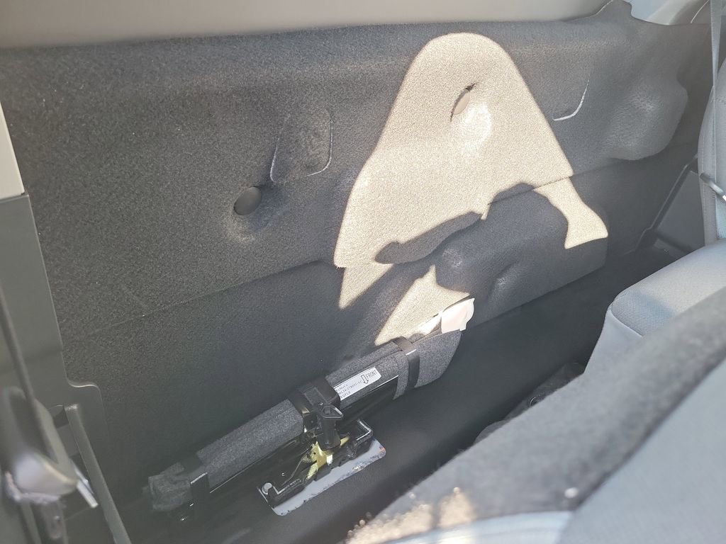 Used 2024 Ford F150 XL image 19