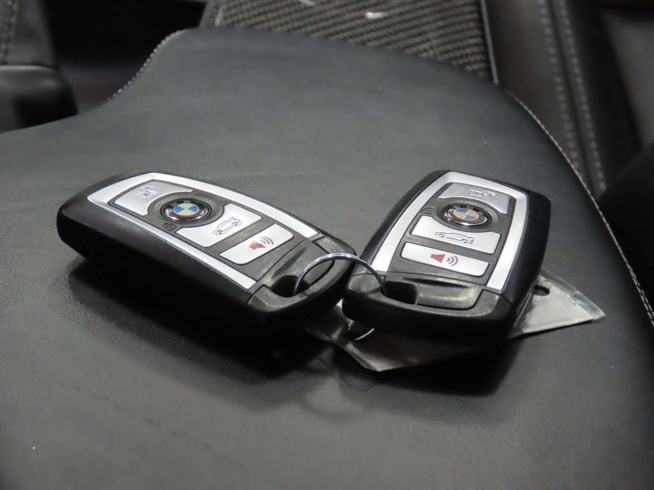 Used 2018 BMW M3 RWD image 18