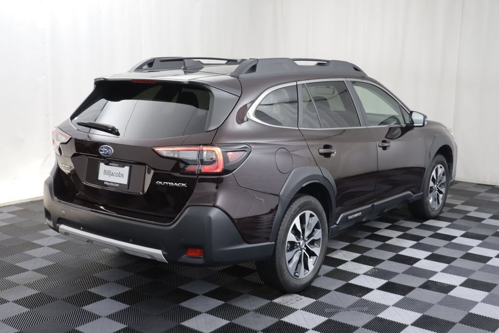 Used 2025 Subaru Outback Limited AWD/4WD image 18