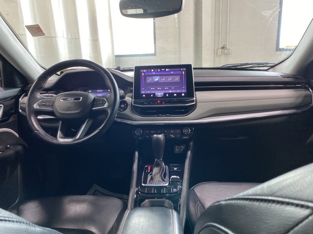 Used 2022 Jeep Compass Limited image 13