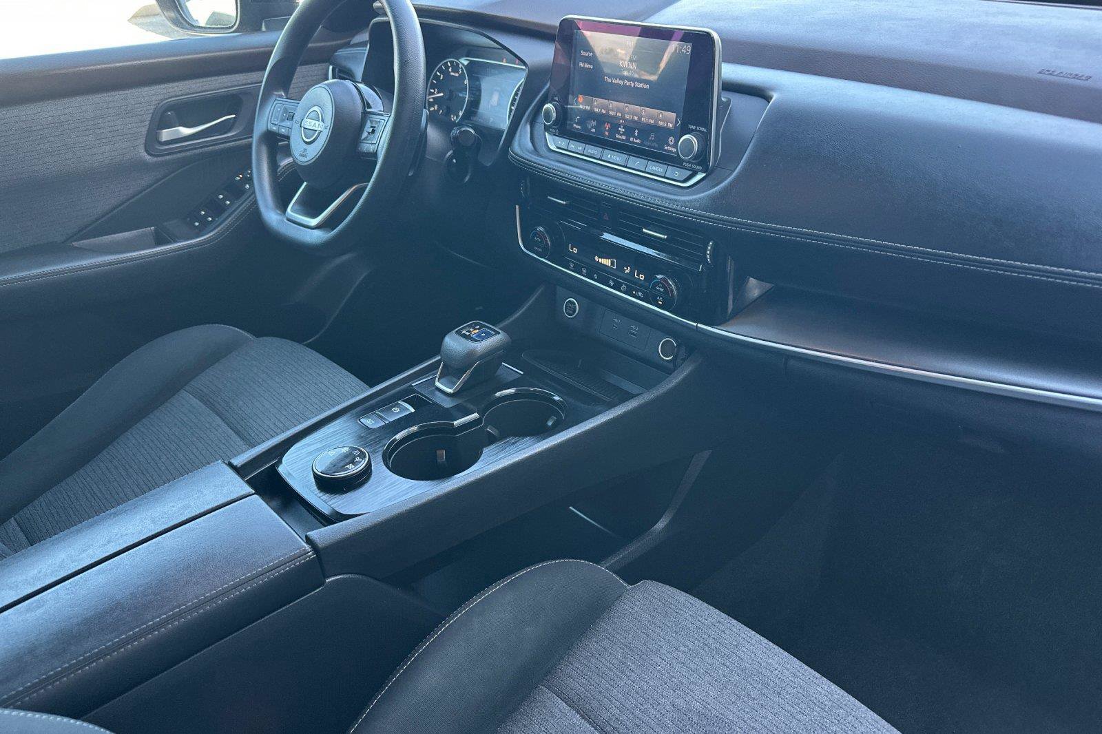 Certified 2022 Nissan Rogue SV AWD/4WD image 15