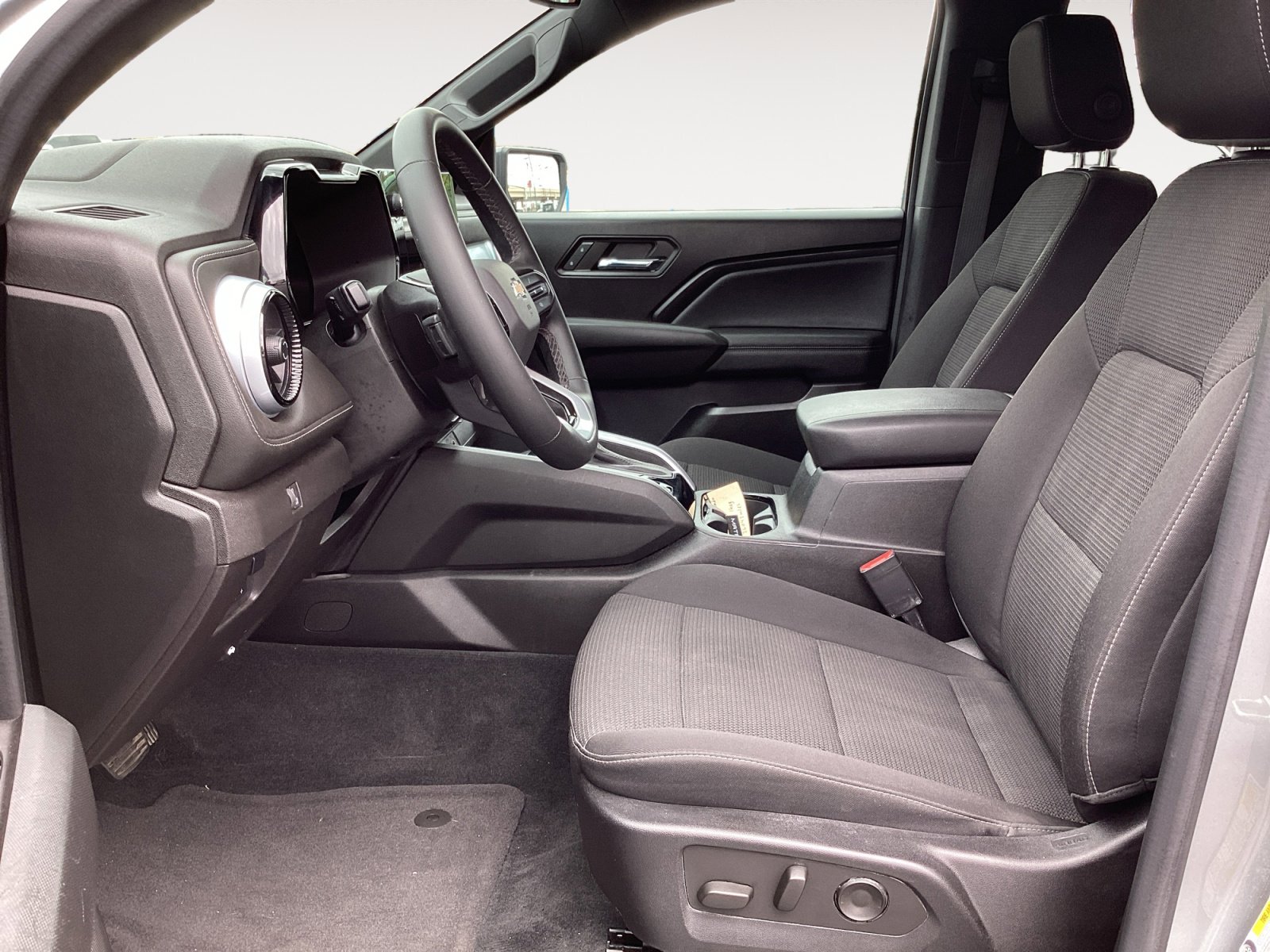 Used 2023 Chevrolet Colorado LT w/ LT Convenience Package II RWD image 27