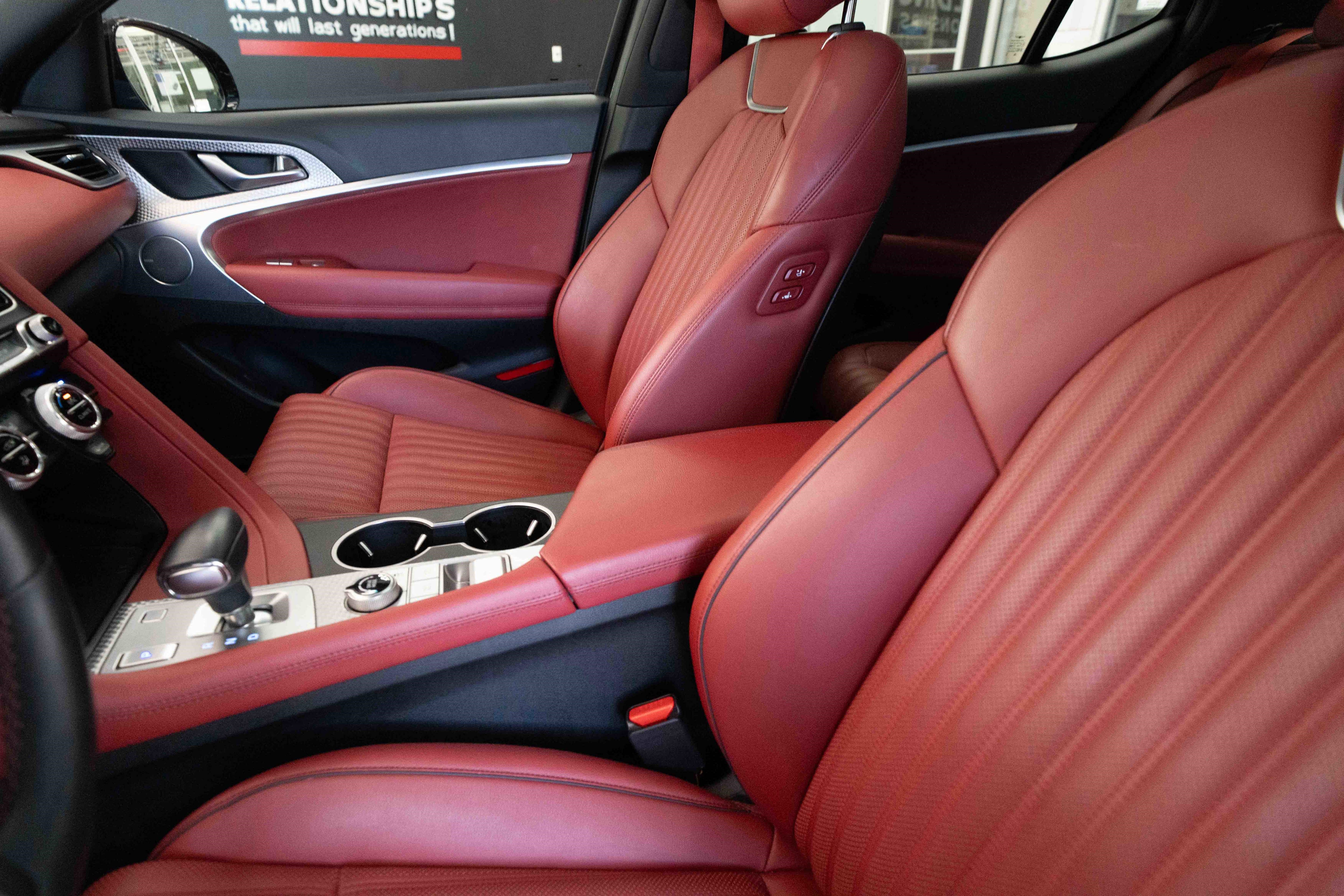 Used 2023 Genesis G70 3.3T w/ Sport Advanced Package AWD/4WD image 10