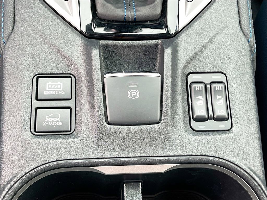 Used 2022 Subaru Crosstrek Hybrid w/ Moonroof Package w/Navigation image 21