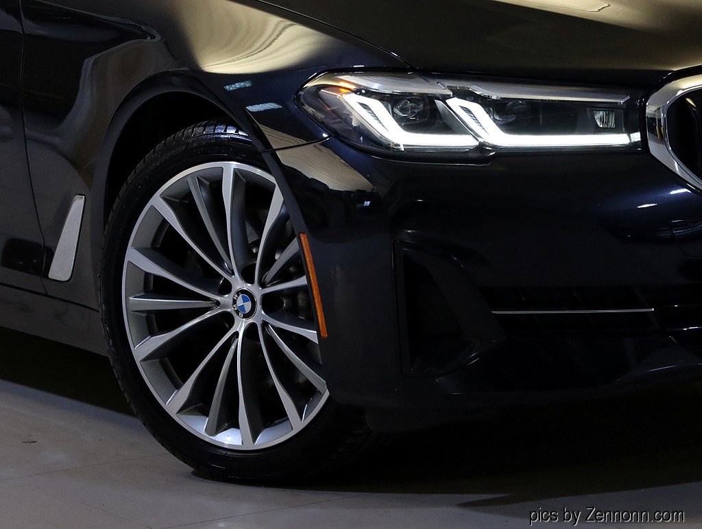 Certified 2023 BMW 530i xDrive w/ Premium Package image 3