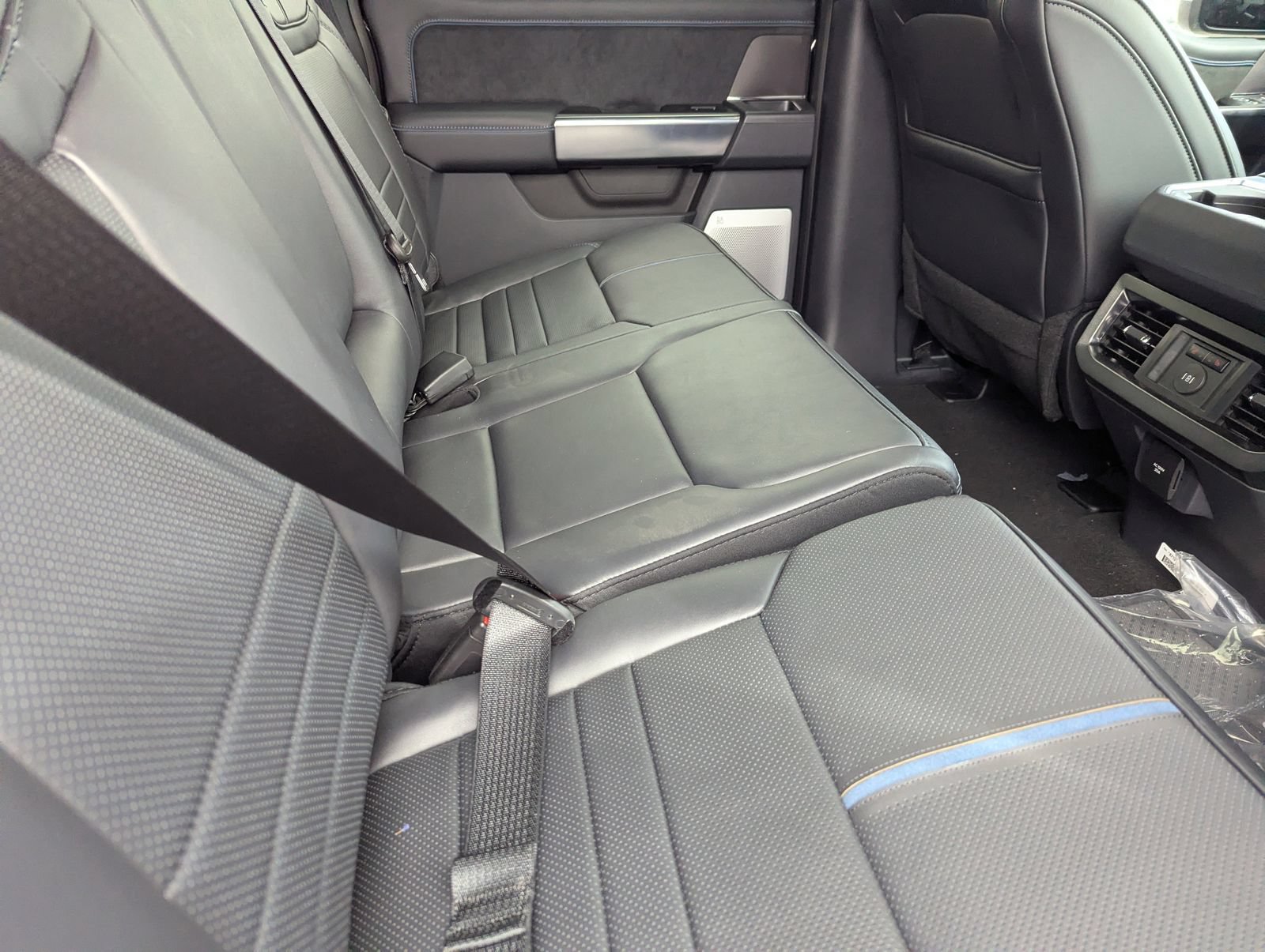 New 2026 Ford F250 Platinum AWD/4WD image 13