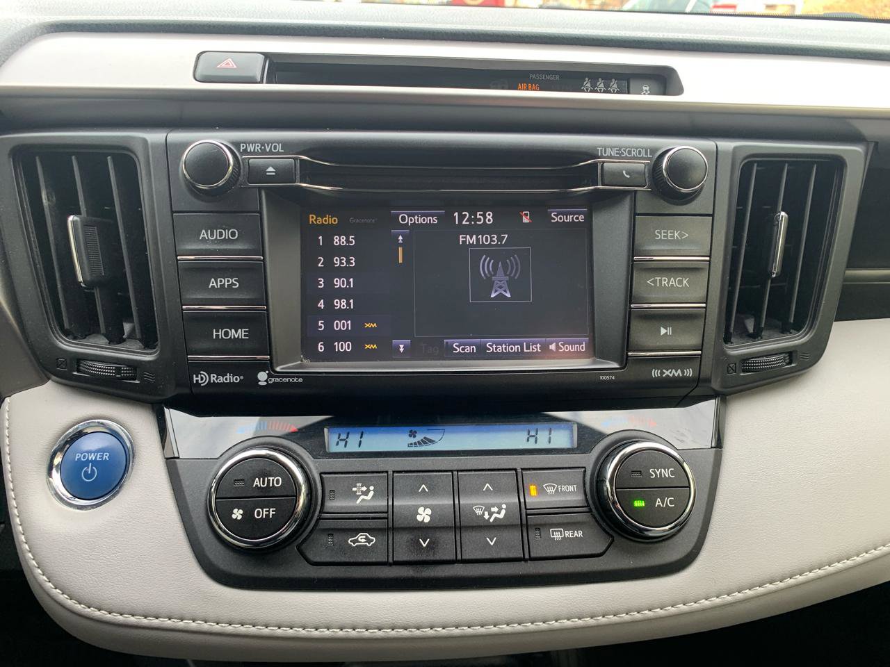 Used 2017 Toyota RAV4 XLE image 12