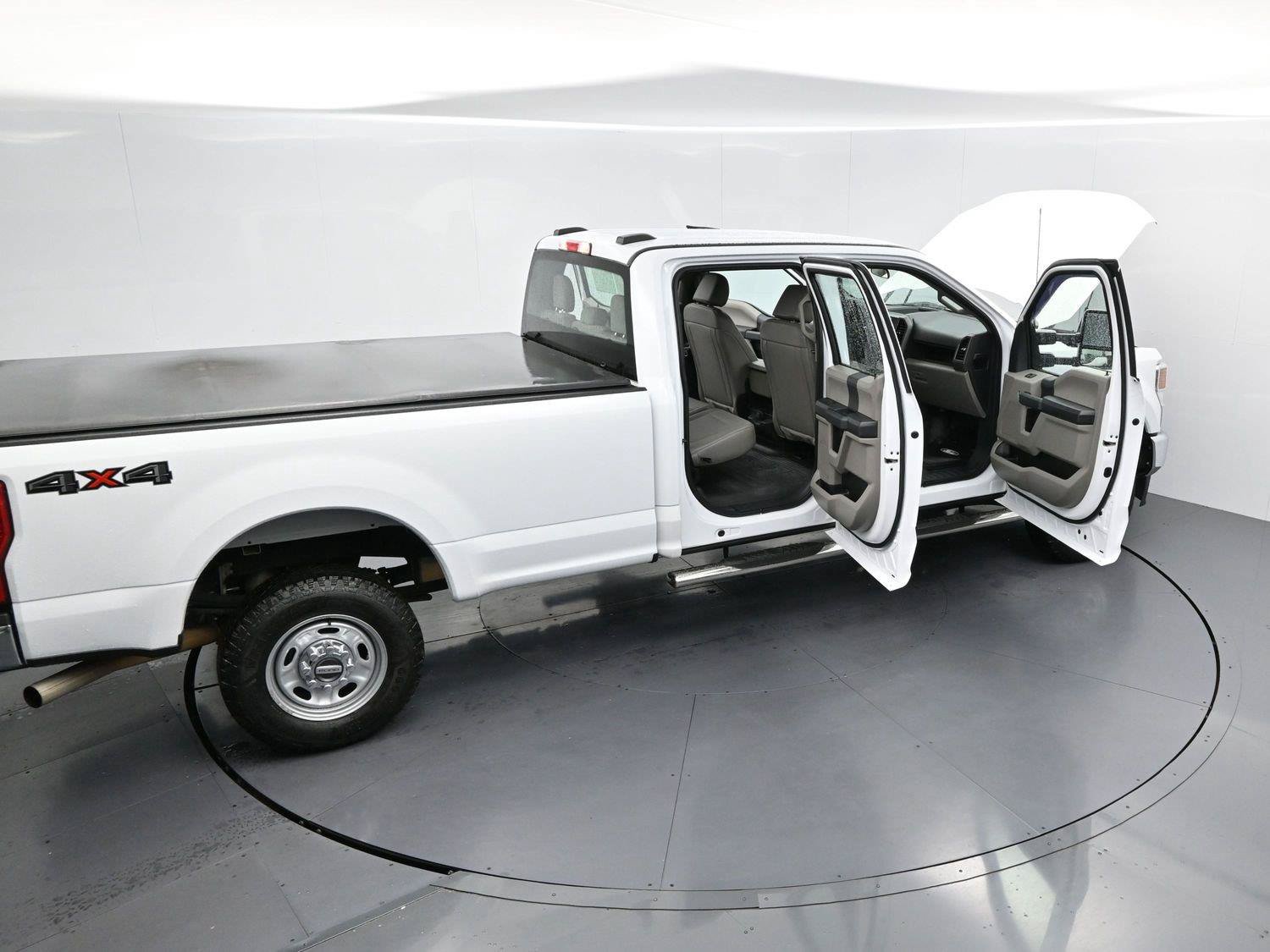 Used 2022 Ford F250 XL w/ Power Equipment Group AWD/4WD image 39