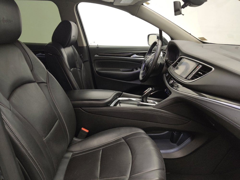 Used 2020 Buick Enclave Avenir w/ Avenir Technology Package FWD image 21