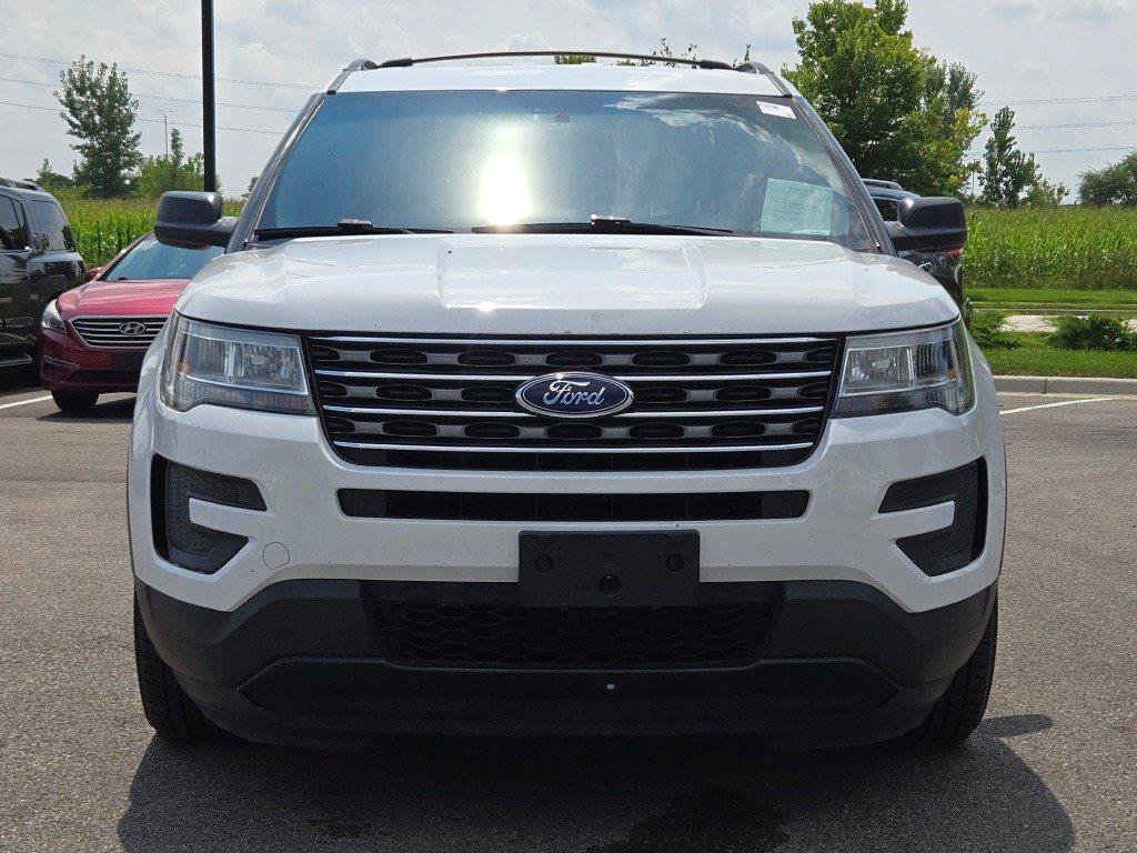 Used 2017 Ford Explorer 4WD image 2