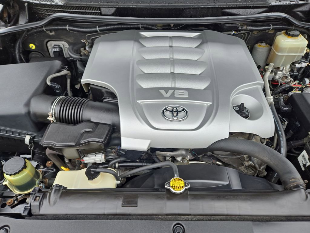 Used 2009 Toyota Land Cruiser image 30
