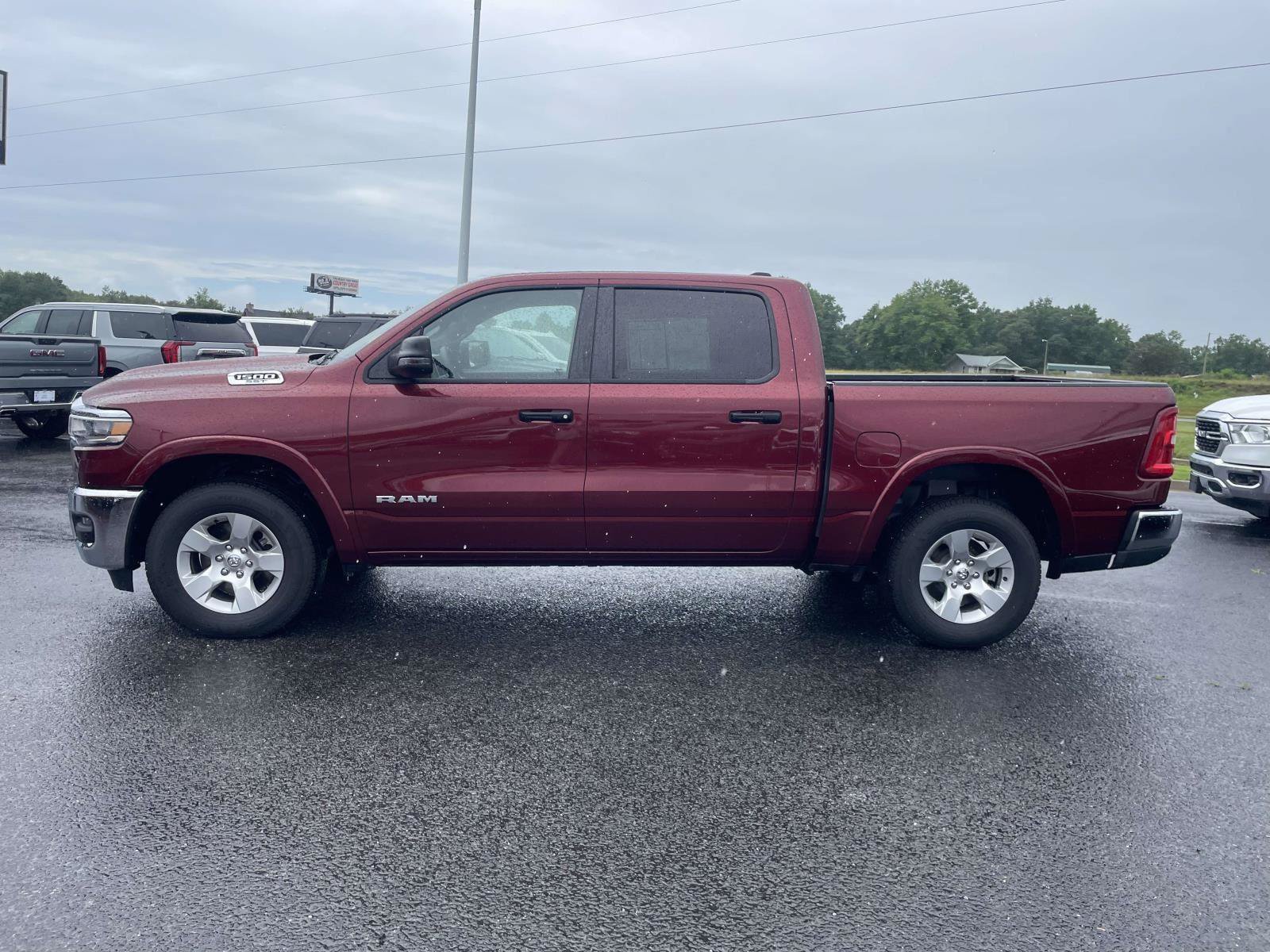Used 2025 RAM 1500 Big Horn AWD/4WD image 16