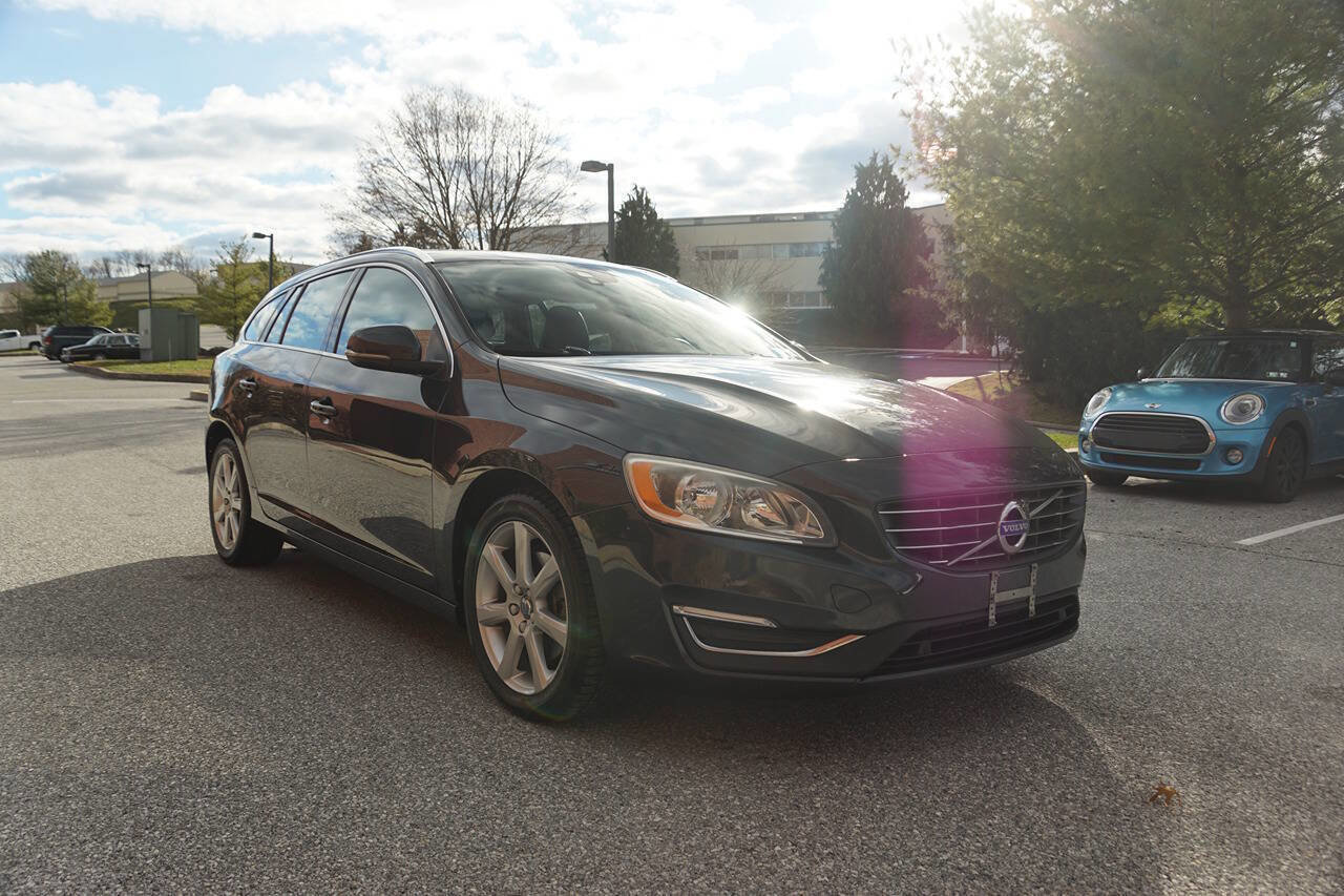 Used 2016 Volvo V60 T5 Premier w/ Convenience Package image 13