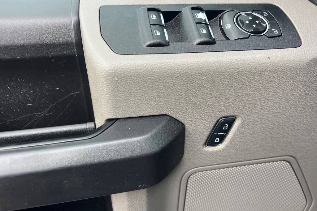 Used 2019 Ford F150 XL w/ Equipment Group 101A Mid image 8