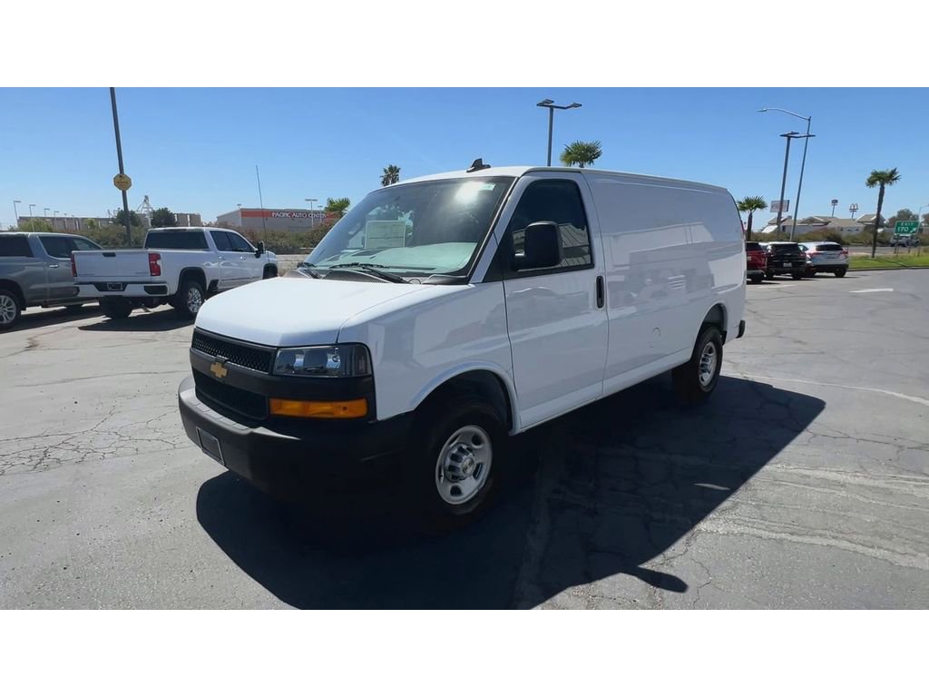 New 2025 Chevrolet Express 2500 w/ Driver Convenience Package image 5