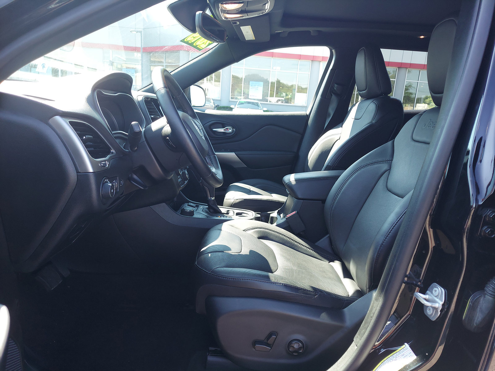 Certified 2019 Jeep Cherokee High Altitude image 13