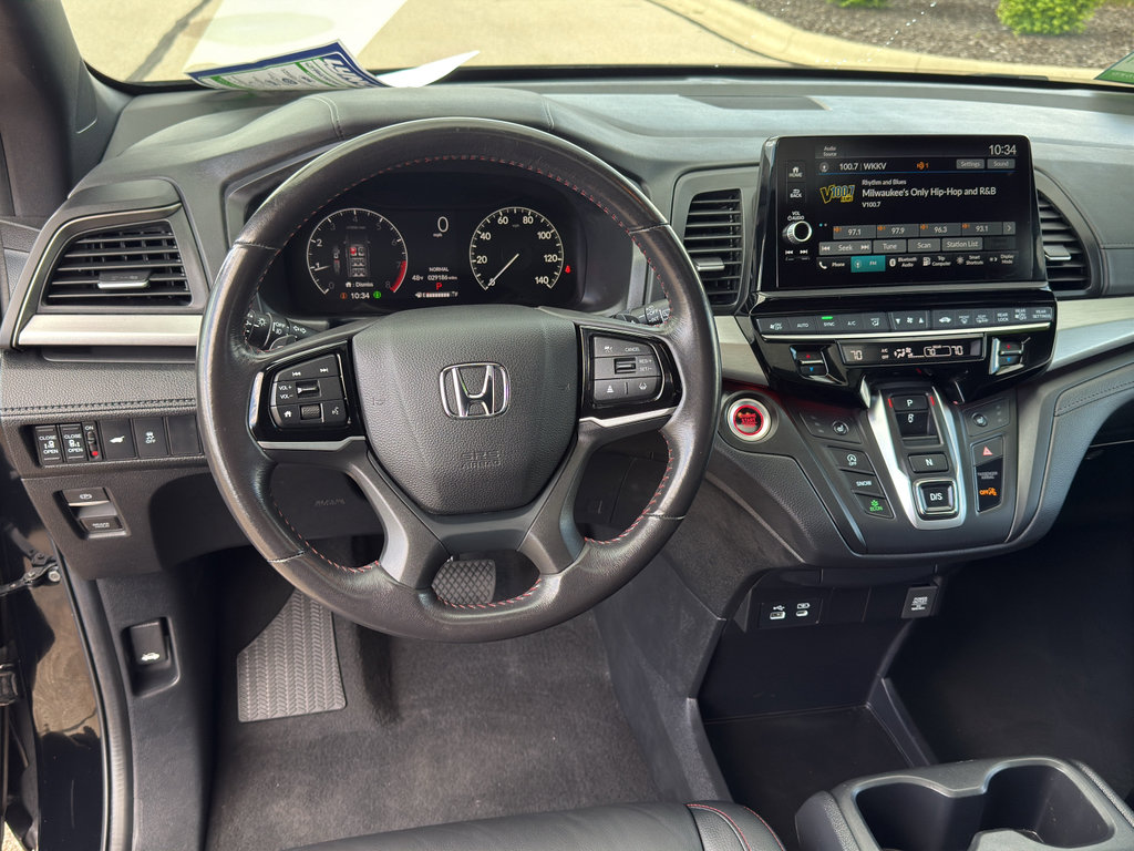 Used 2025 Honda Odyssey Sport-L image 15