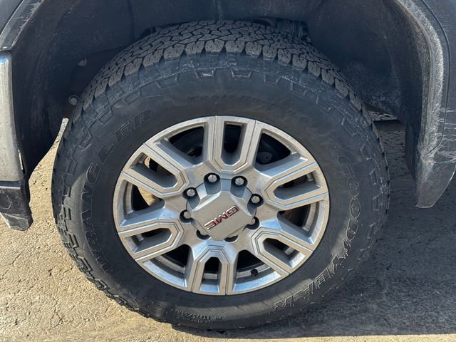 Used 2023 GMC Sierra 2500 SLE w/ SLE Convenience Package image 10