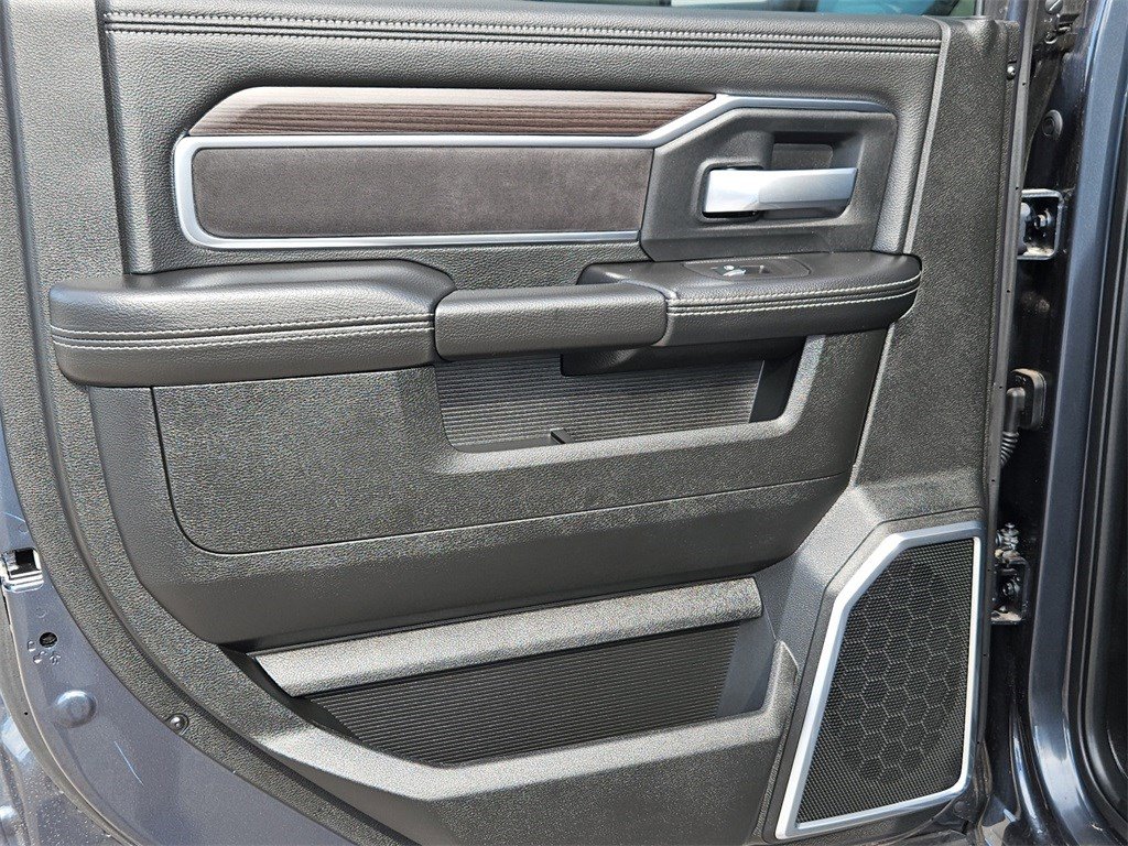 New 2026 RAM 2500 Laramie w/ Night Edition image 17