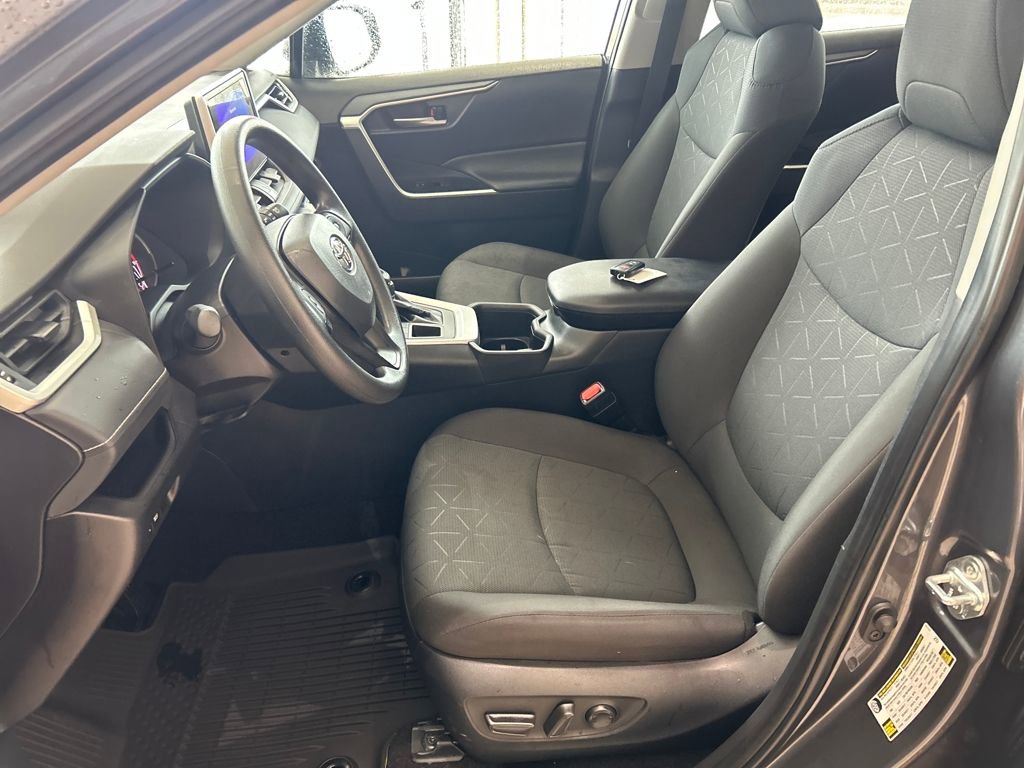 Certified 2025 Toyota RAV4 XLE AWD/4WD image 12