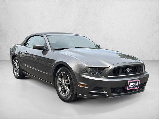 Used 2014 Ford Mustang Premium RWD image 3