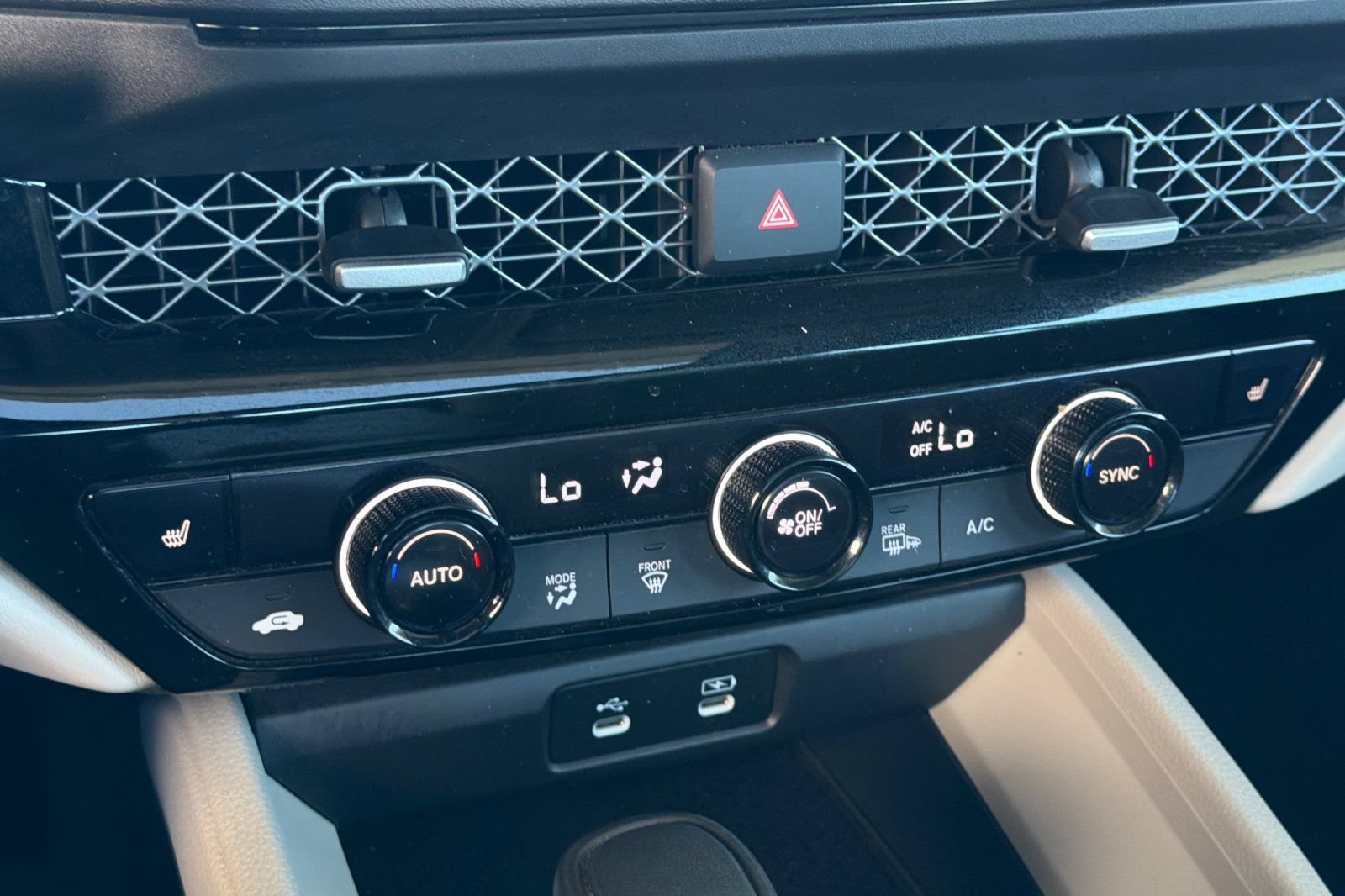 Used 2023 Honda Accord EX-L image 21