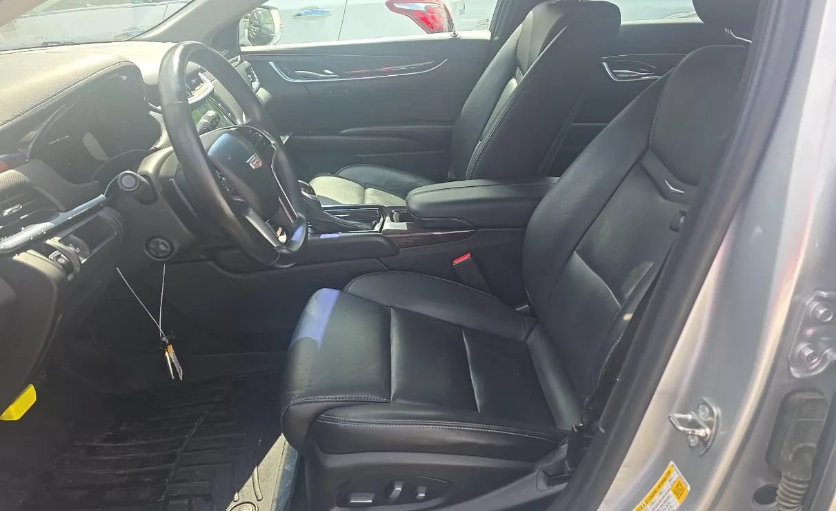 Used 2016 Cadillac XTS Luxury FWD image 5