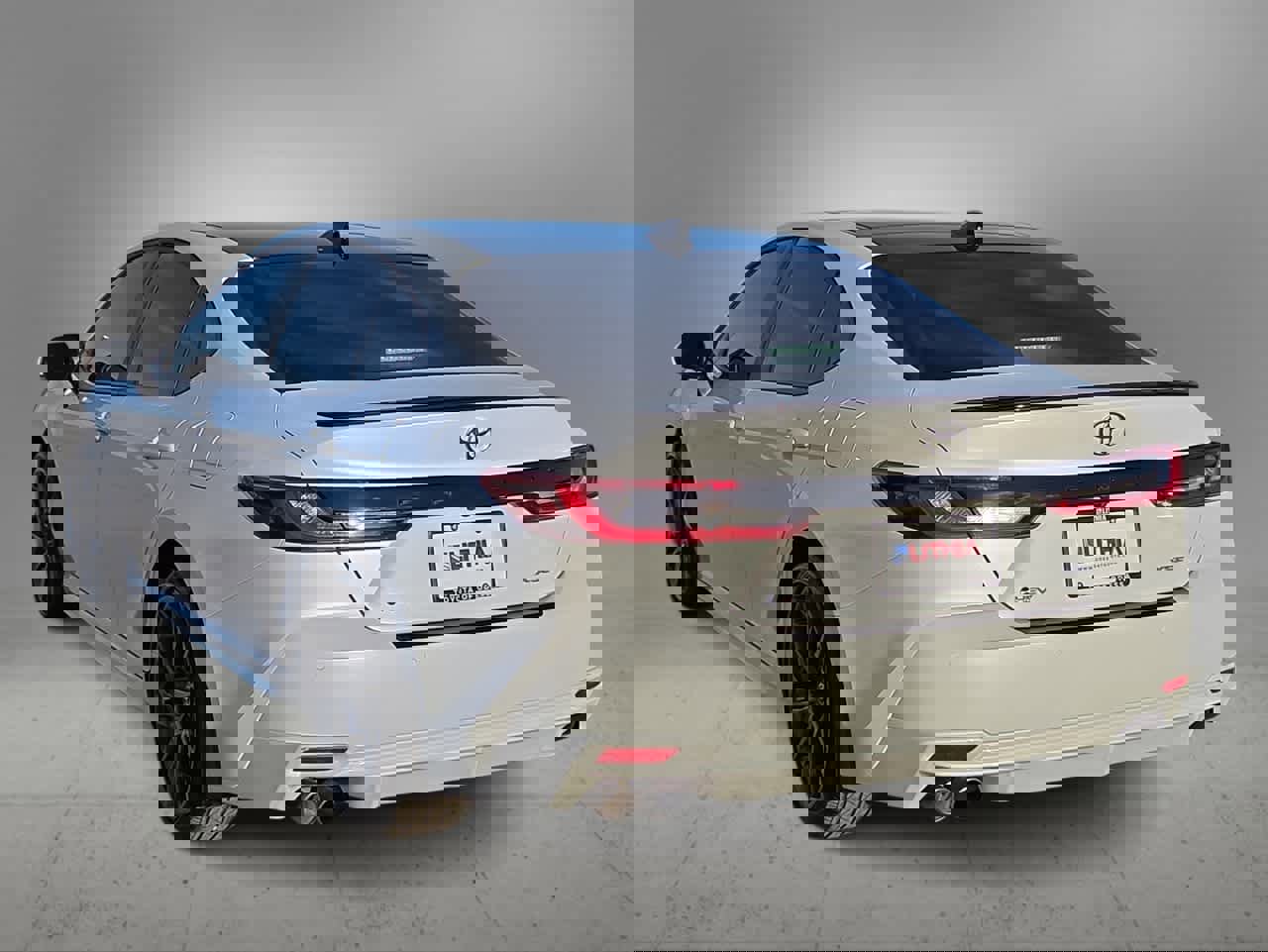 Used 2025 Toyota Camry XSE w/ Premium Plus Package image 7