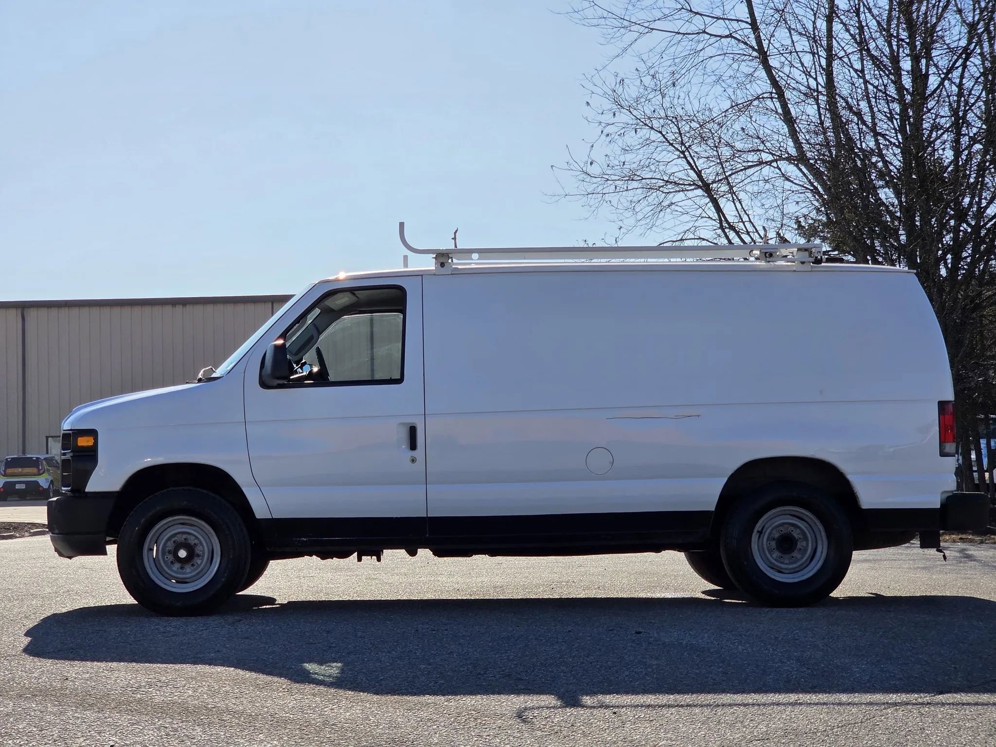 Used 2011 Ford E-150 and Econoline 150 w/ Commercial Cargo Van Pkg image 2