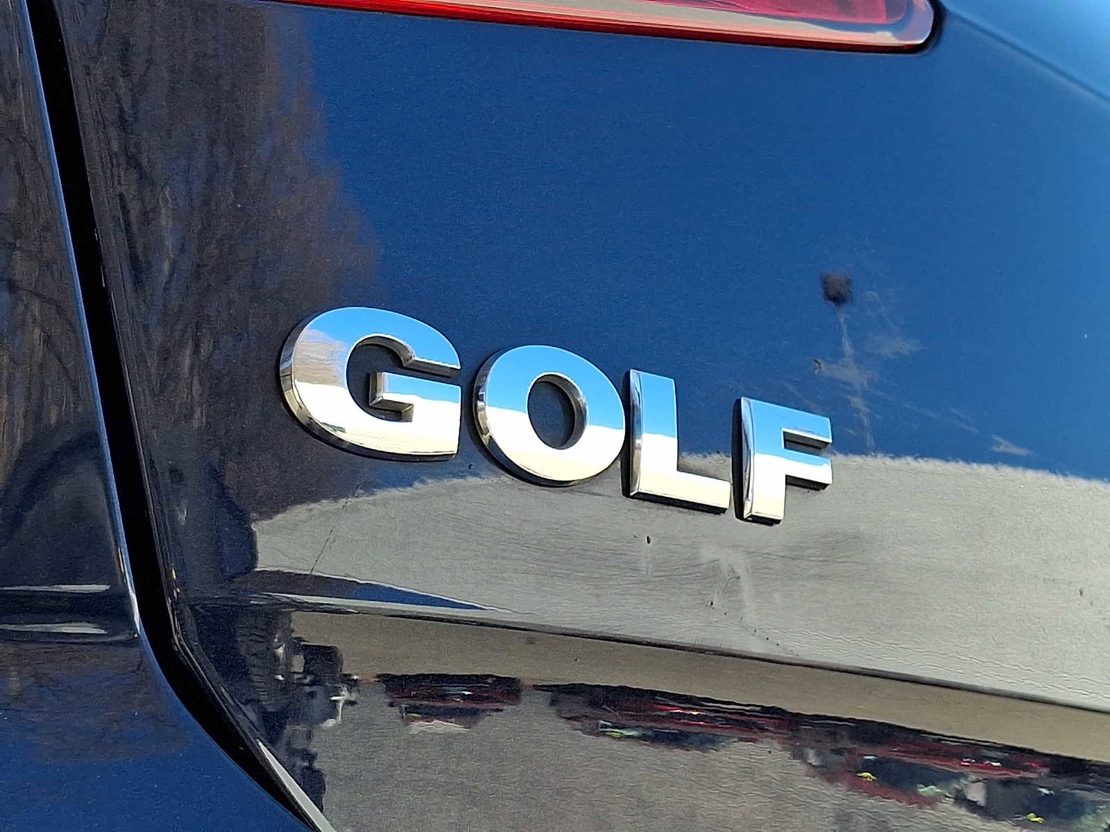 Used 2017 Volkswagen Golf Wolfsburg Edition image 30