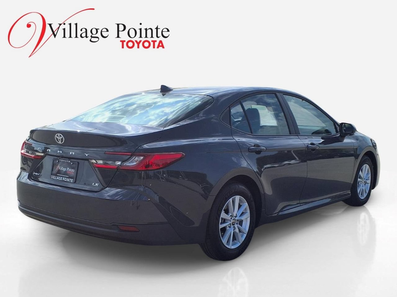 Used 2026 Toyota Camry LE FWD image 5
