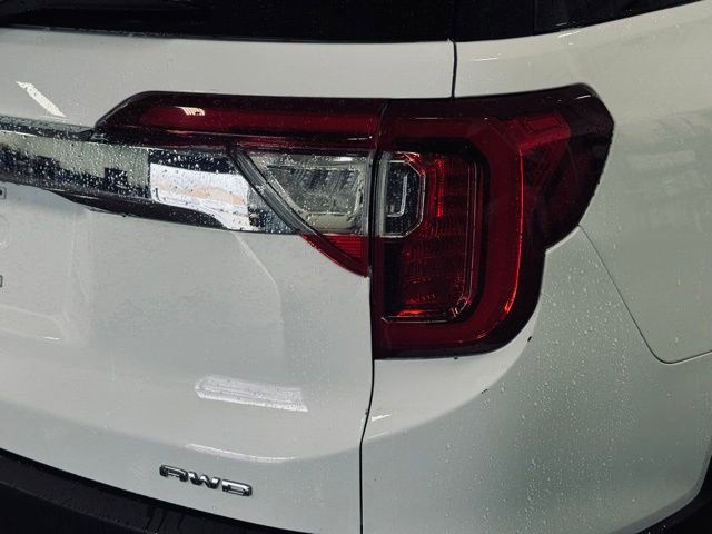 Used 2023 GMC Acadia SLE w/ Driver Convenience Package image 7