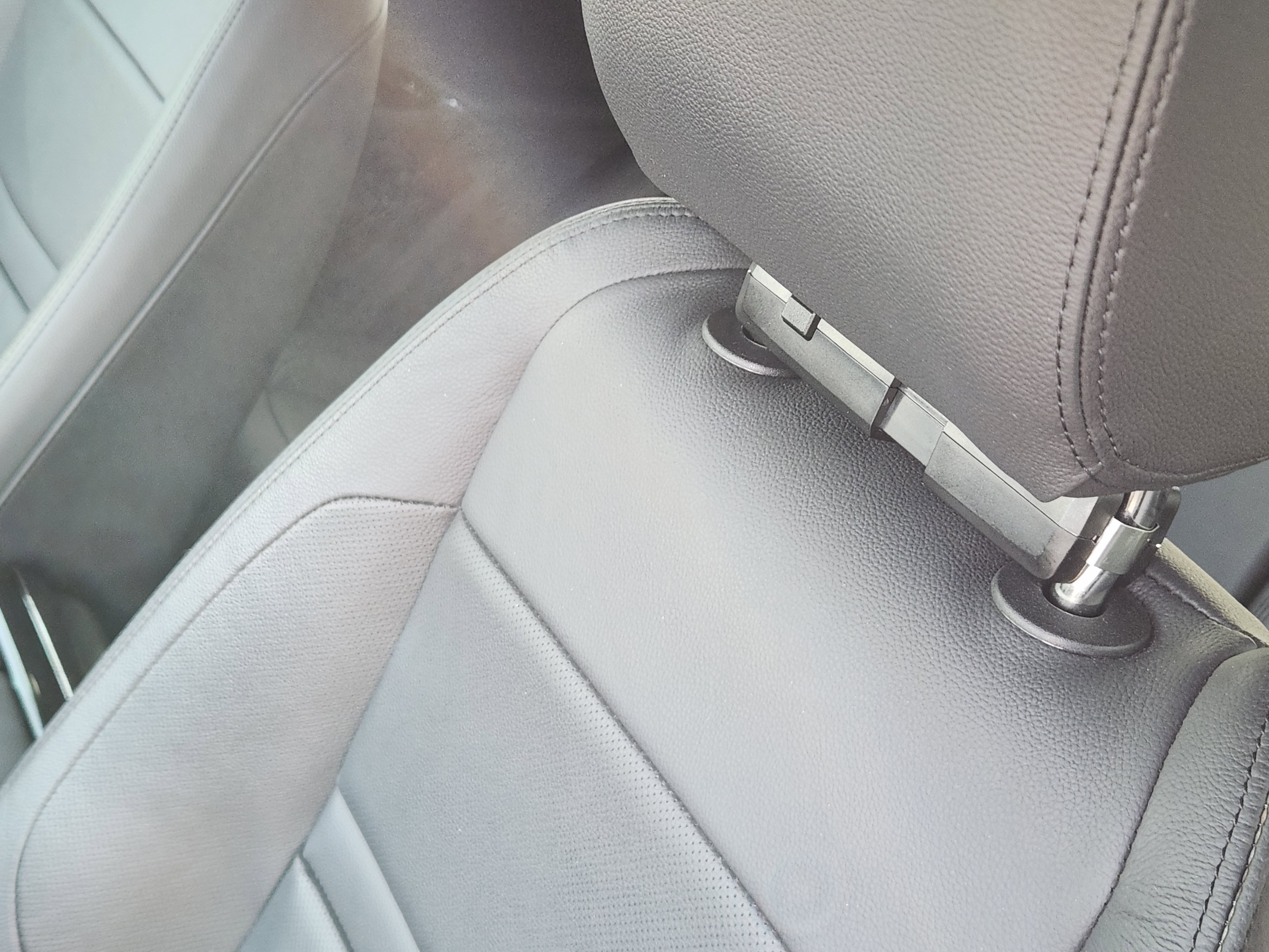 Used 2025 Land Rover Range Rover Evoque Dynamic SE image 16