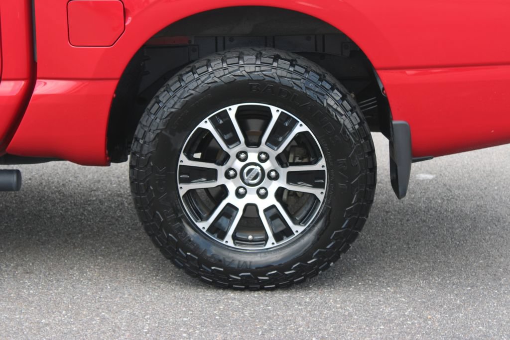 Used 2021 Nissan Titan SV w/ SV Convenience Package AWD/4WD image 22