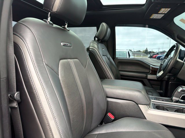 Used 2015 Ford F150 Platinum w/ Equipment Group 701A Luxury AWD/4WD image 23