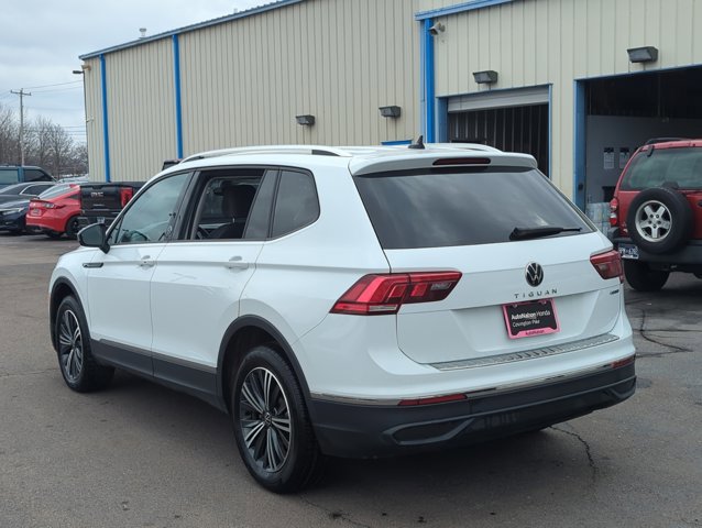 Used 2024 Volkswagen Tiguan Wolfsburg Edition image 10