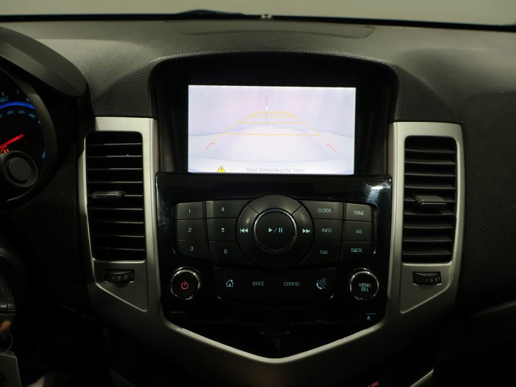 Used 2016 Chevrolet Cruze Eco image 24