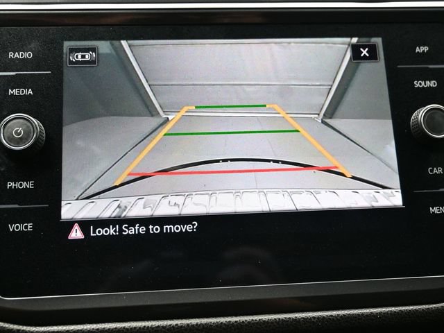 Used 2022 Volkswagen Tiguan SE FWD image 21
