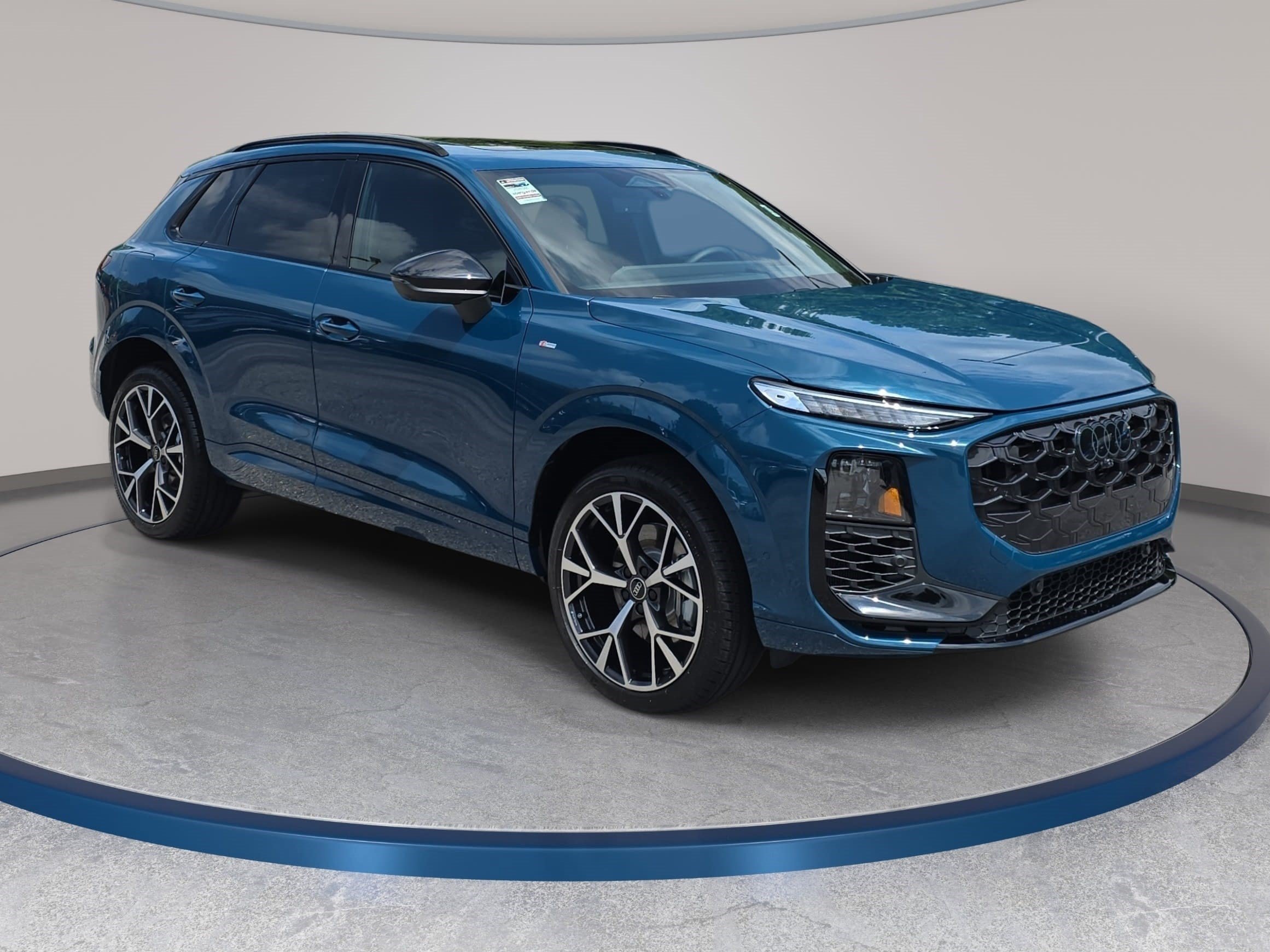 New 2026 Audi Q3 quattro 2.0T AWD/4WD image 3